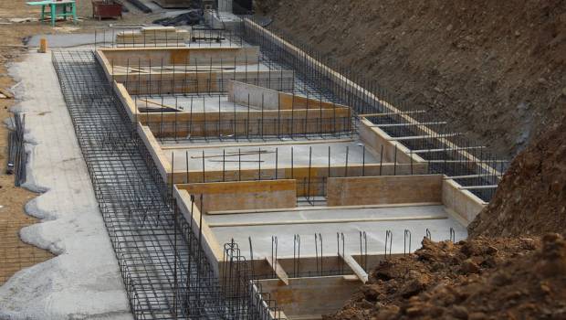 Un guide pour réduire l'impact carbone du béton dans les bâtiments