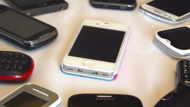 Eco-systèmes organise des collectes de téléphones mobiles en Ile-de-France