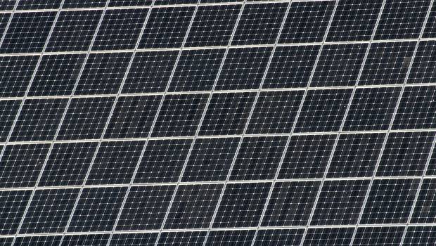Les habitants de cinq régions appelés à co-financer un projet de 31 centrales solaires sur bâtiments agricoles