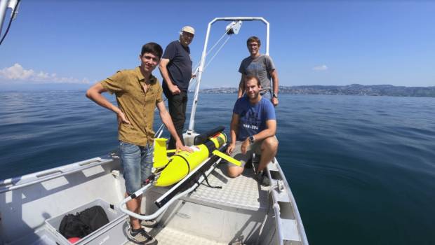 Un robot sous-marin sonde le lac Léman