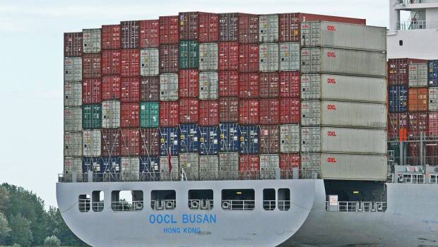 Les conteneurs expédiés d’Asie par bateau transportent un quart de vide, selon une étude