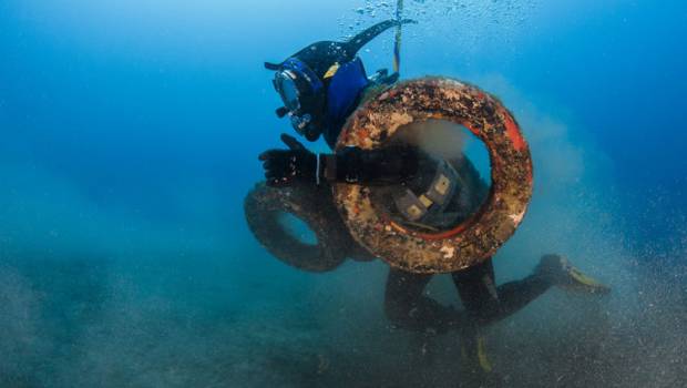 L’AFB va retirer 25.000 pneus de la baie et du cap d’Antibes-îles de Lérins
