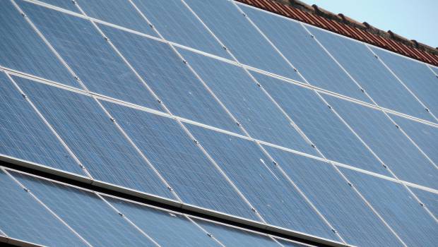 Record de financement participatif pour un projet de toitures solaires