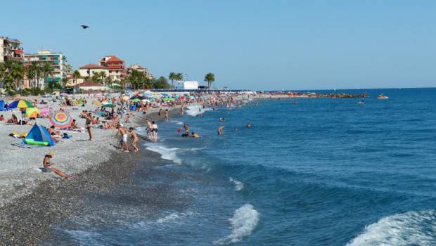 Cet été, Veolia contrôle 182 sites de baignade