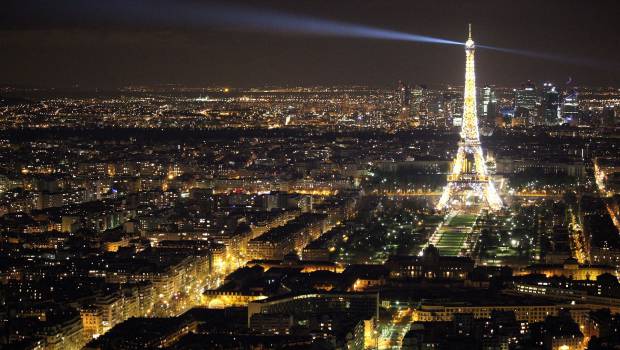 Hulot annonce de nouvelles mesures contre la pollution lumineuse