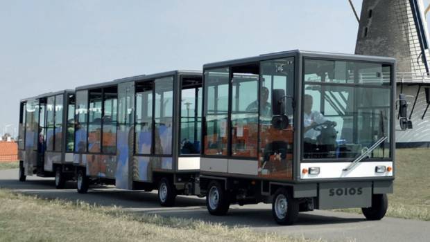 Un petit train solaire électrique pour Carcassonne