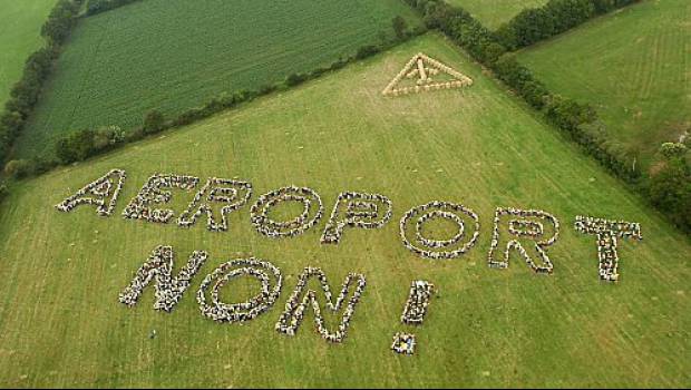 Le projet d'aéroport de Notre-Dame-des-Landes est abandonné