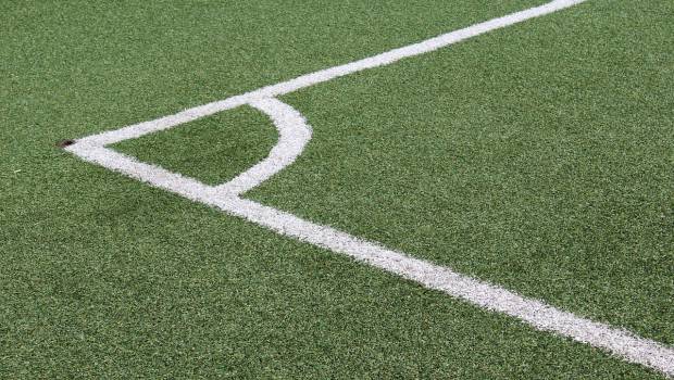 Terrains de sports synthétiques : six ministères saisissent l'Anses