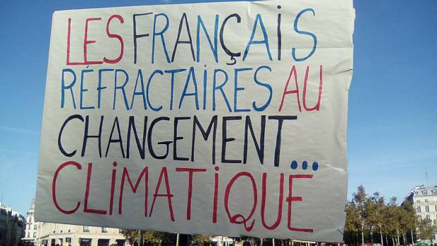 Quatre ONG déposent un recours contre l'Etat français pour son « inaction climatique »