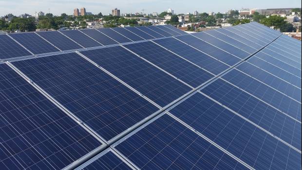 Solaire photovoltaïque : le rythme de raccordement est insuffisant selon France territoire solaire