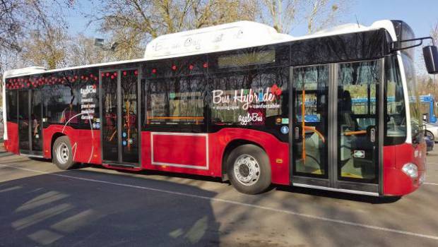 Le premier bus GNV hybride de France exploité par RATP à Bourges