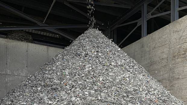 Wicona met des billettes d'aluminium bas carbone sur le marché