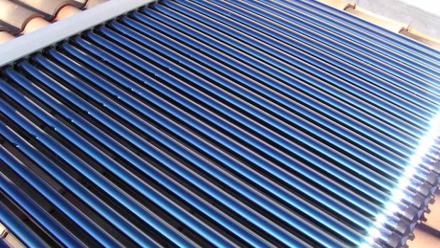 Solaire thermique individuel : le marché décolle dans les Outre-mer mais stagne en métropole