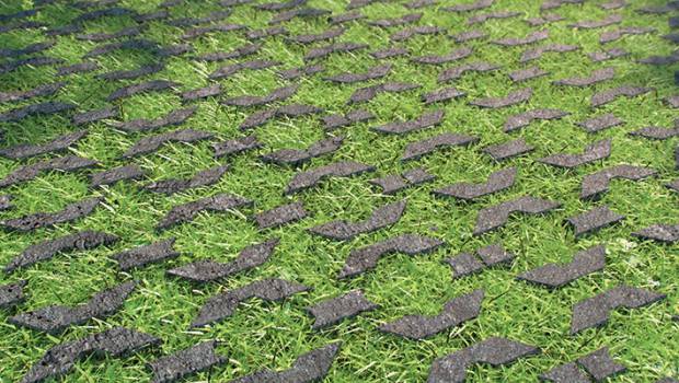 Voirie drainante pour prévenir les inondations et lutter contre les îlots de chaleur