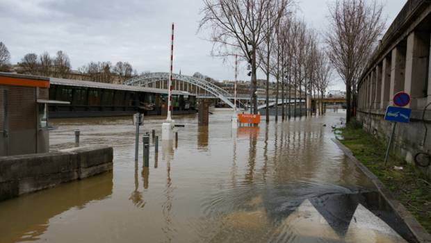 La Métropole du Grand Paris et la Banque des Territoires signent le premier Aqua Prêt Gemapi
