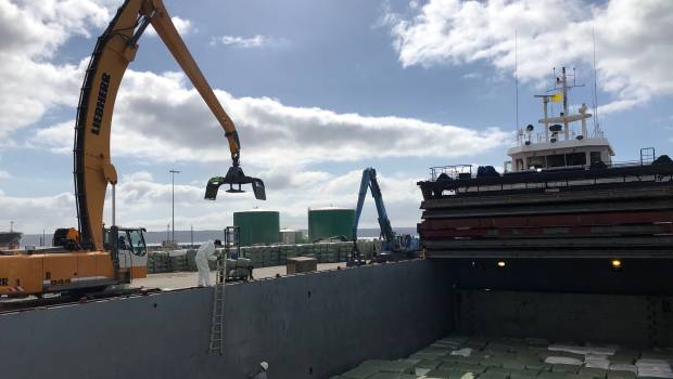 Les Recycleurs bretons embarquent 4.000 tonnes de CSR vers la Suède