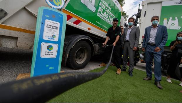 Du carburant à base de déchets plastiques pour les camions bennes