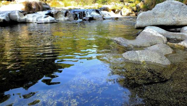 Inrae et l’agence de l’eau Rhône Méditerranée Corse signent un accord de partenariat