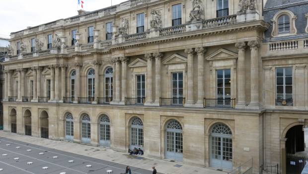 Le Conseil d’État critique le projet de référendum sur l’environnement