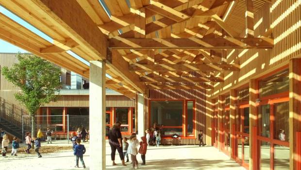 Rosny-sous-Bois : une école frugale, emblématique d'une architecture régénérative