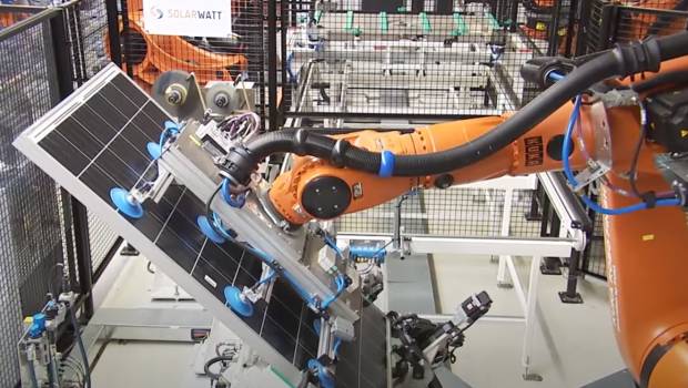 Solarwatt commercialise des panneaux solaires bas-carbone