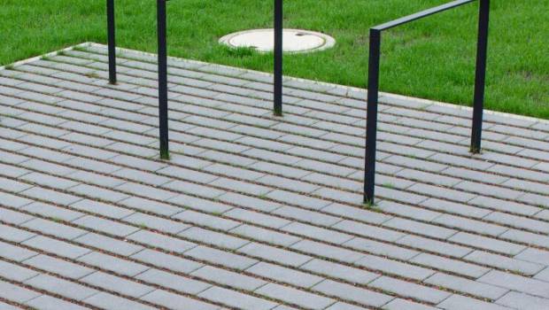 Kronimus draine la voirie avec ses pavés en béton
