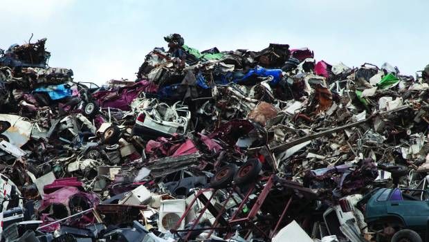 Enquête | La filière des DEEE ferraille avec les déchets métalliques