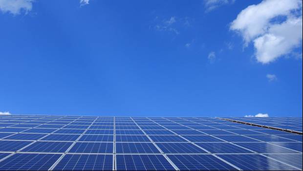 VSB énergies nouvelles porte un projet de centrale solaire en toiture à Nîmes
