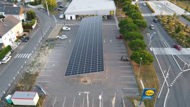 Décryptage | Photovoltaïque : les parkings hissent les panneaux