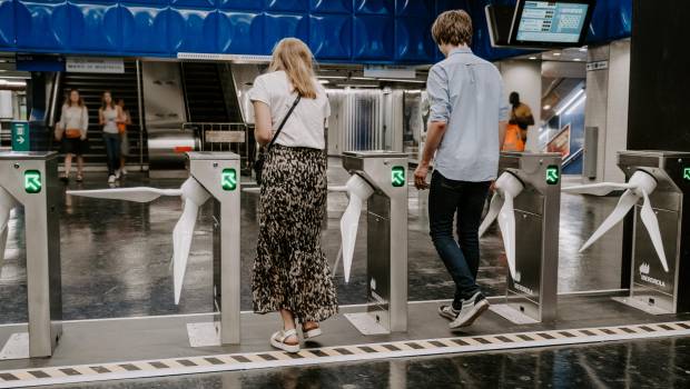 Quand les tourniquets du métro produisent de l’électricité