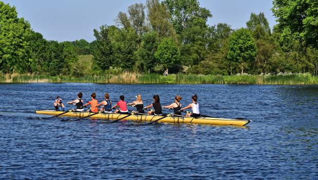 La Fédération Française d’Aviron devient ambassadeur de la charte « Fleuve Sans Plastique » 