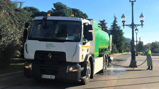 Barcelone se dote de camions électriques pour collecter ses déchets