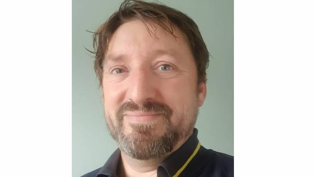 Tribune | « Durabilité du vêtement de travail : mythe ou réalité ? »