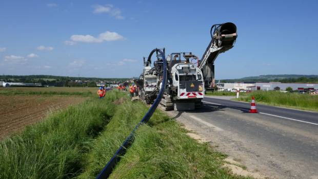 Réduction de fuites : 2,21 km de PEHD « PROLINEAR AEP » d’Elydan en pose mécanisée haute cadence par trancheuse