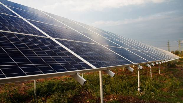 HoloSolis et l'IPVF s’associent pour créer des panneaux solaires en pérovskite