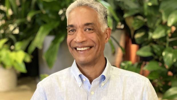 Worldly nomme François Thrower, expert du secteur SaaS, au poste de directeur financier 