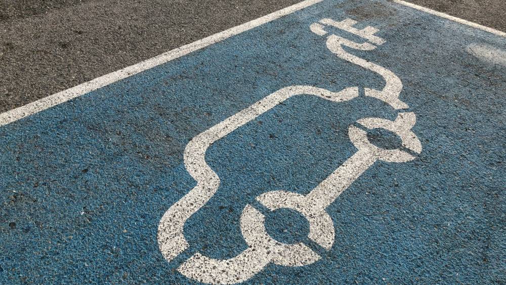 Produire des citadines électriques en France est « pertinent et possible », selon une étude