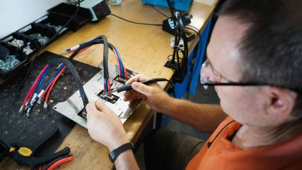 Reconditionné : les appareils de Reconomia intègrent les rayons d’Auchan