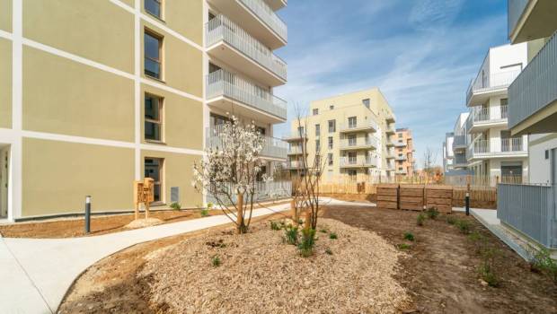 Plus de 100 logements construits avec des matériaux de seconde main à Stains