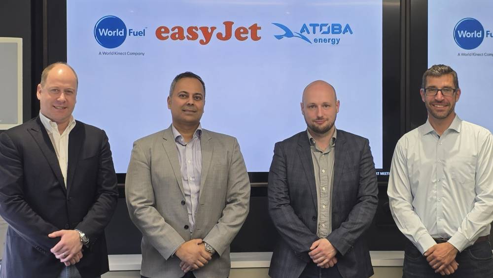 easyJet s’allie à ATOBA et World Fuel pour accélérer l’approvisionnement en carburant durable