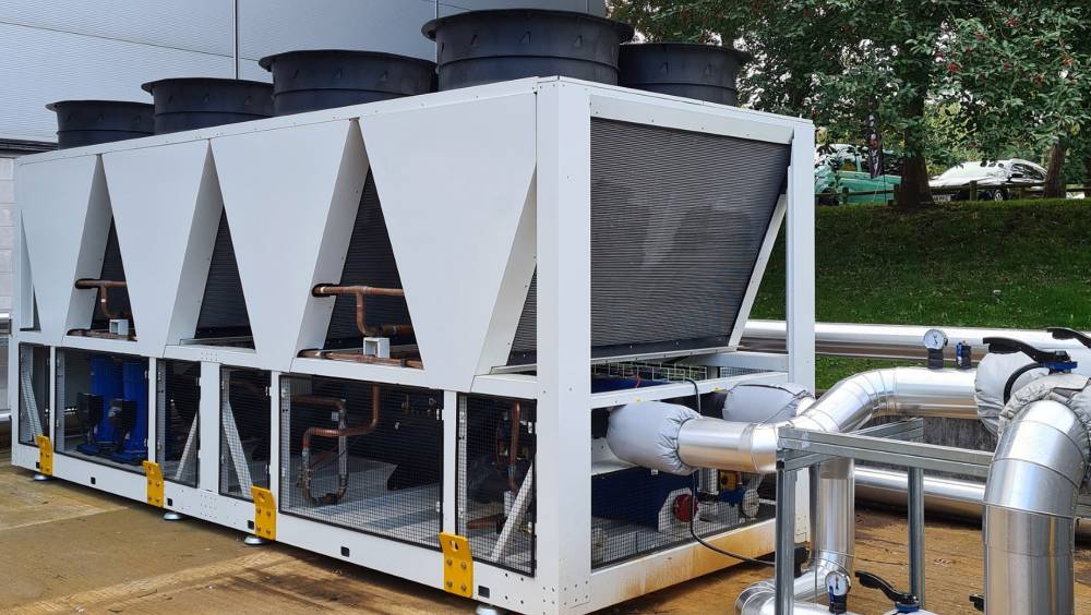 Une gamme complète de pompes à chaleur monobloc réversibles air-eau et eau-eau