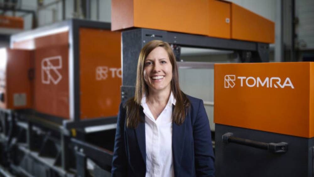 TOMRA Recycling : Katrin Fricke succède à Volker Rehrmann à la tête de la division recyclage