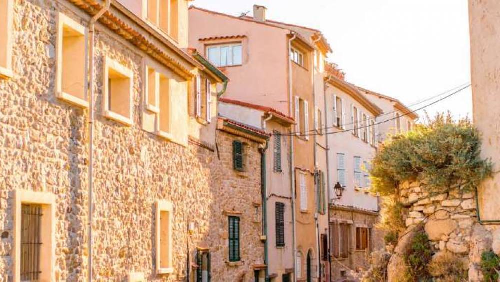 Surchauffe et sècheresse : les actions du bâti à l'aménagement