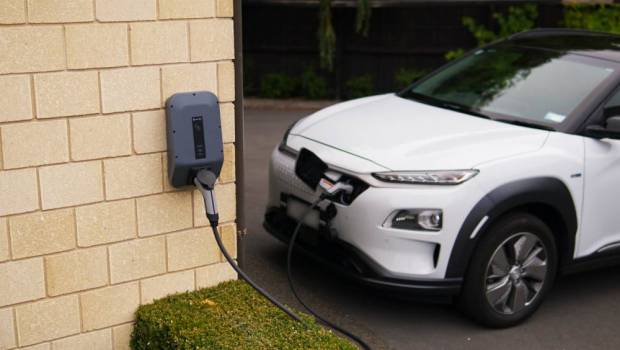 Recharge à domicile : pourquoi les Français s’en détournent