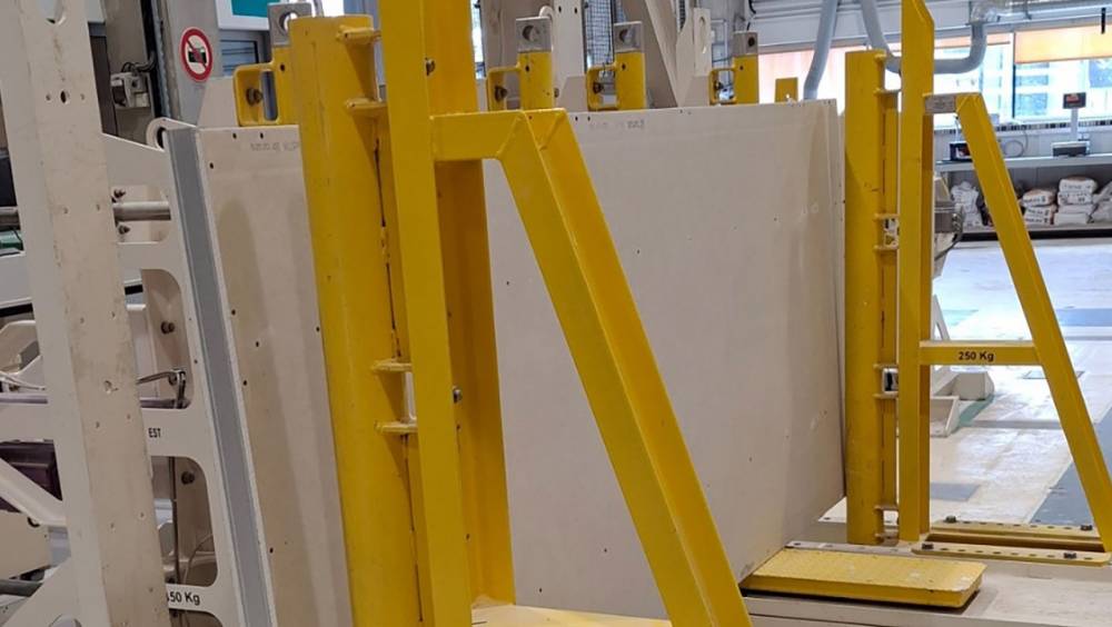 La première plaque de plâtre fabriquée en France à impact carbone négatif