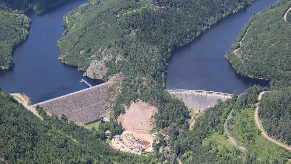 Du barrage au robinet : comment la Roannaise de l'Eau maîtrise son eau potable