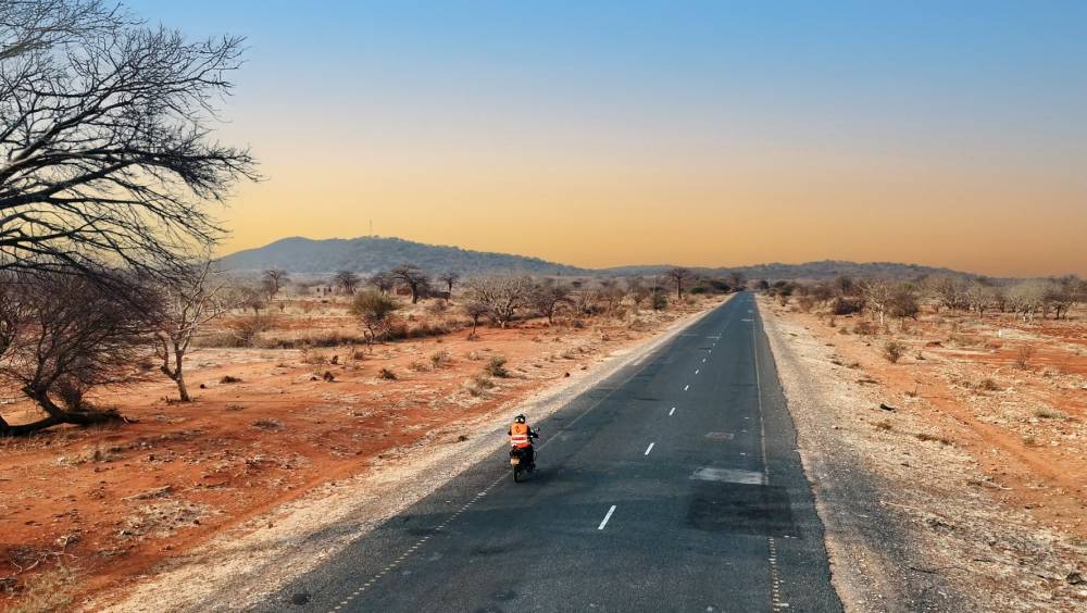 Recharging Hope : une odyssée solaire africaine