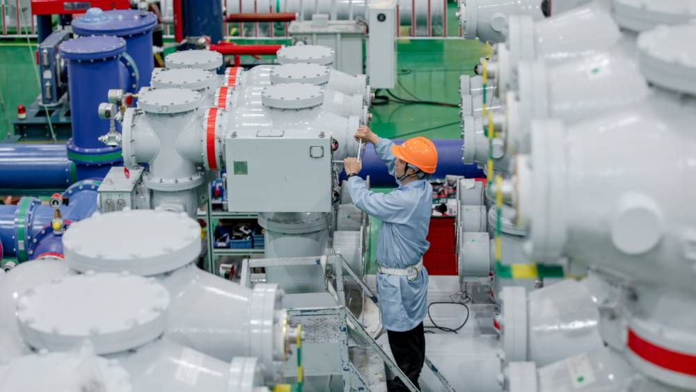 Réseaux électriques : Chint mise sur l'IA et le très haut voltage pour désengorger l'Europe au CIGRE 2026