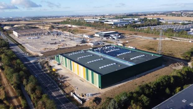 Loi APER : la solution de Skydôme qui transforme les entrepôts en géants de l'énergie solaire